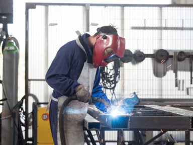immagine di un operaio a lavoro, Steeldel